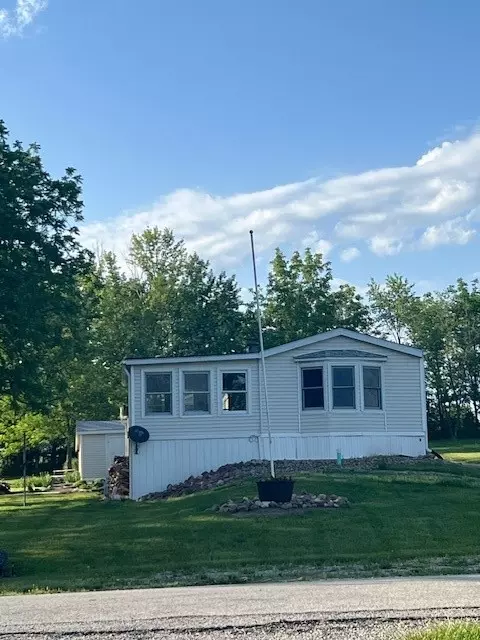 3038 Linford Ln, Ellston, IA 50074