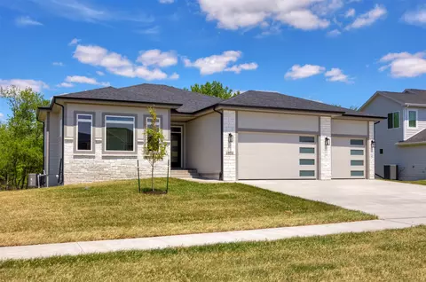 3512 NE 12th St, Ankeny, IA 50021