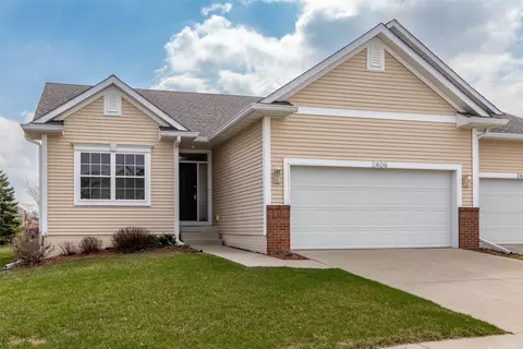 2406 Westwind Dr, Ames, IA 50010