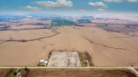 2997 E 19th St N, Newton, IA 50208