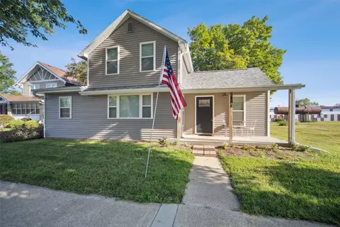 408 5th St, Menlo, IA 50164