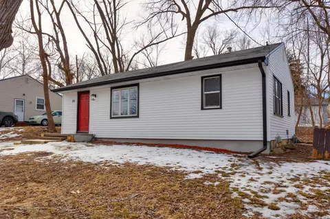 511 E Pleasant View Dr, Des Moines, IA 50315