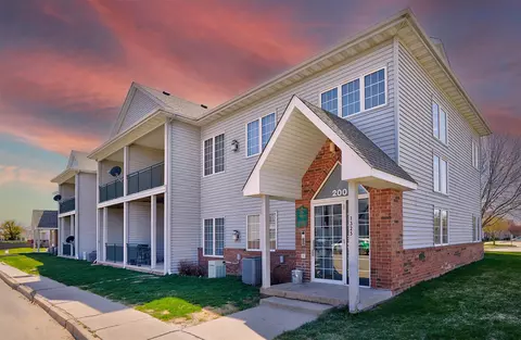 1325 SE Florence Dr #211, Waukee, IA 50263
