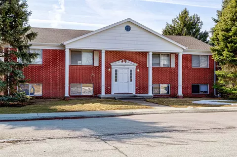 180 1st St, Gilbert, IA 50105