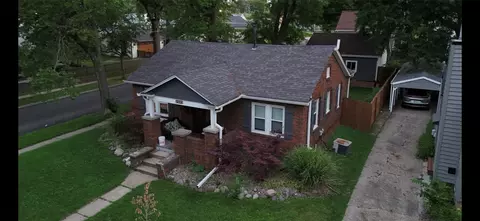 2502 35th St, Des Moines, IA 50310