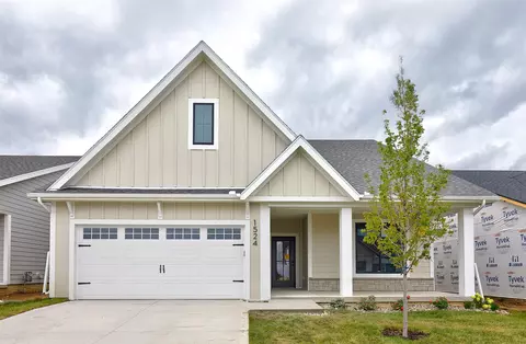 1524 Garland Ave, Norwalk, IA 50211