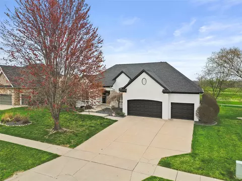 3011 NE Trilein Dr, Ankeny, IA 50021
