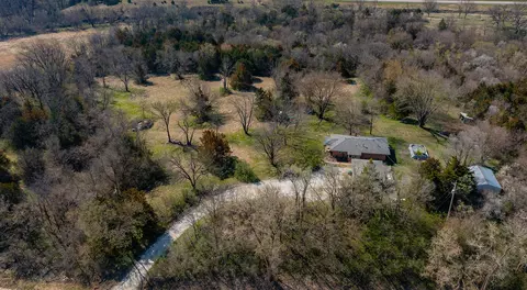 17178 358th Pl, Earlham, IA 50072