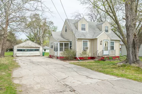 45 NW Aurora Ave, Des Moines, IA 50313
