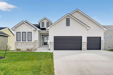 813 SW Cattail Rd, Grimes, IA 50111