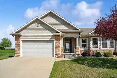 14209 Goodman Dr, Urbandale, IA 50323