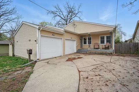 1824 46th St, Des Moines, IA 50310