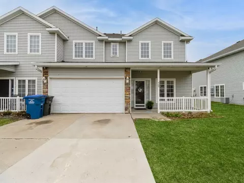 2100 Meadow Chase Ln #608, Des Moines, IA 50320