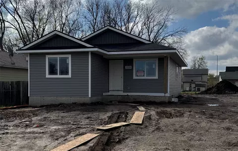 1539 Walker St, Des Moines, IA 50316