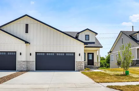 1206 Westview Dr, Huxley, IA 50124