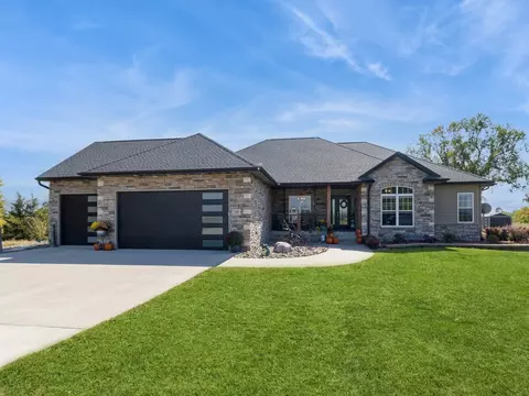 2846 260th St, Saint Charles, IA 50240