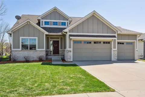 1726 NW 72nd Pl, Ankeny, IA 50023