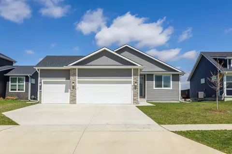 3724 NE 8th St, Ankeny, IA 50021