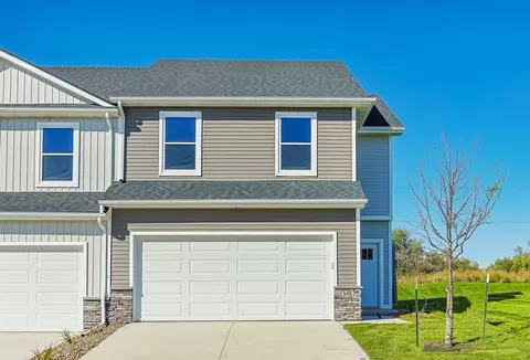 595 Venice Ave, West Des Moines, IA 50266
