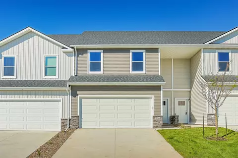 559 Venice Ave, West Des Moines, IA 50266