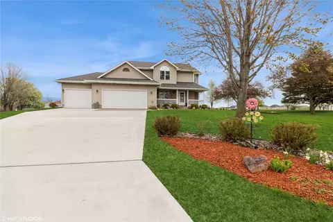 9601 NE 28th Ct, Ankeny, IA 50021