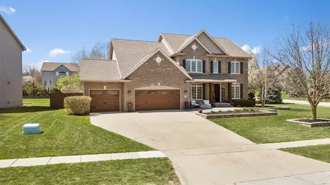 3114 152nd St, Urbandale, IA 50323