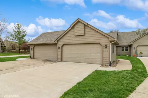 2026 Maple Cir, West Des Moines, IA 50265
