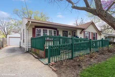 2919 E 41st St, Des Moines, IA 50317