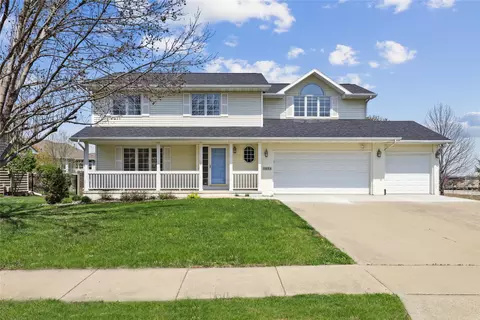 4603 Fieldstone Dr, West Des Moines, IA 50265