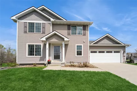 16201 Monroe Ct, Urbandale, IA 50323