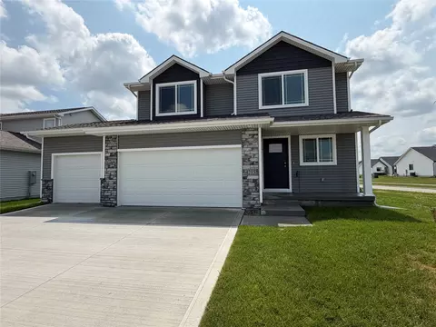 4215 NW 17th Ct, Ankeny, IA 50023