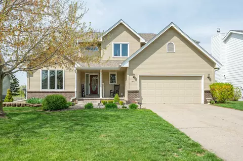 914 NE 9th St, Ankeny, IA 50021