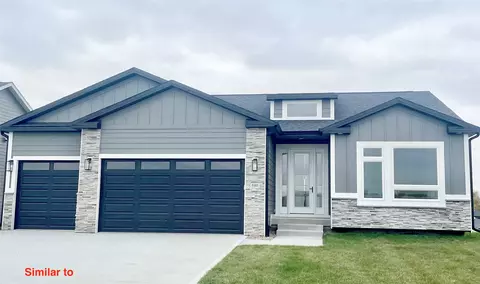 1410 NW Yorktown Dr, Waukee, IA 50263