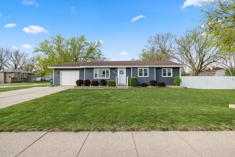 905 Davis St, Polk City, IA 50226