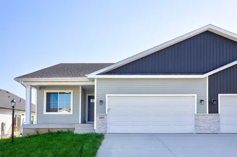 6565 NE 11th Ct, Des Moines, IA 50313