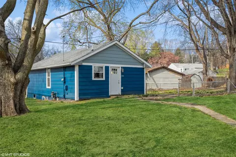 3229 State Ave, Des Moines, IA 50317