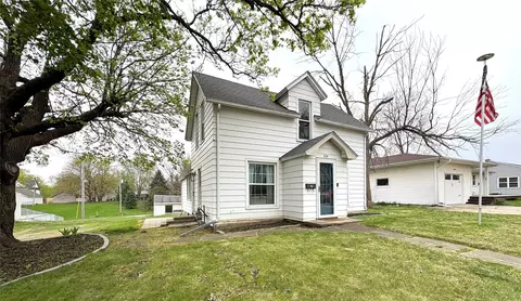 924 Broad St, Story City, IA 50248