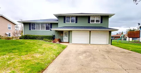 544 Linden Ln, Boone, IA 50036