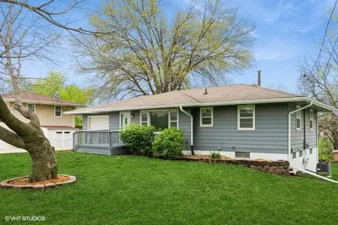 800 W Iowa Ave, Indianola, IA 50125