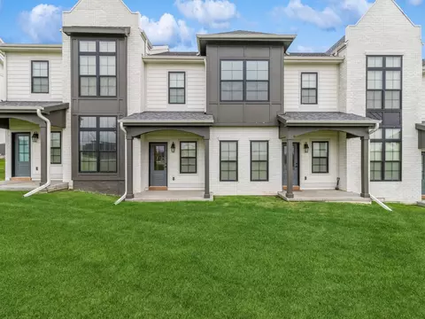 14134 Wilden Dr, Urbandale, IA 50323