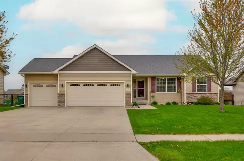 408 NE 46th St, Ankeny, IA 50021