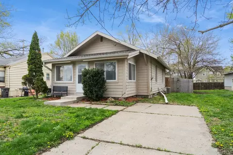 2904 5th Ave, Des Moines, IA 50313
