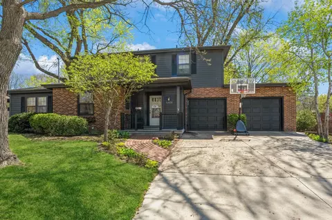 6408 Del Matro Ave, Windsor Heights, IA 50324