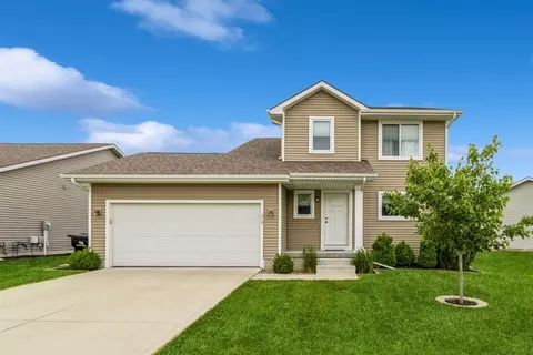 210 SW 50th St, Ankeny, IA 50023
