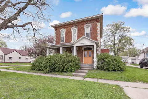 302 W Main St, Knoxville, IA 50138