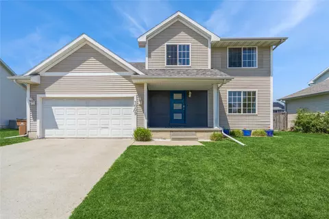 1009 SE 5th St, Grimes, IA 50111