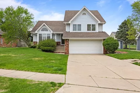 818 SE Rio Cir, Ankeny, IA 50021