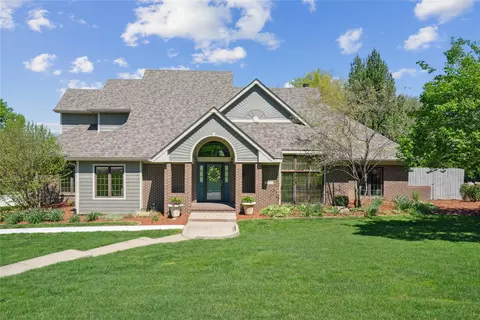 3127 Jordan Grv, West Des Moines, IA 50265