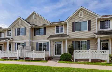 2815 Ashland Ct, Altoona, IA 50009