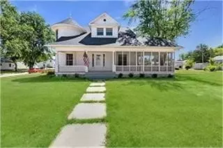 903 Greene St, Adel, IA 50003